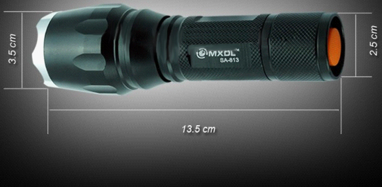 Pointed Stainless Steel Zoom Flashlight 1600 Lumens Black and Silvery Head