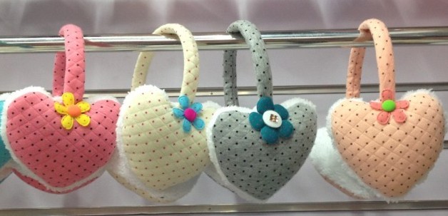 Cute Heart Shaped Style Ear Pad