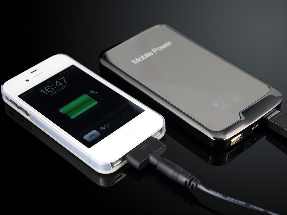 SOLOCAR Universal 6000mAh Dual USB Li-polymer Power Bank with LED Display