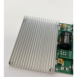 YF-BKT050V15A 0.5-15A/3-52V Step up down Converter Buck Boost Converter Board with Heat Sink