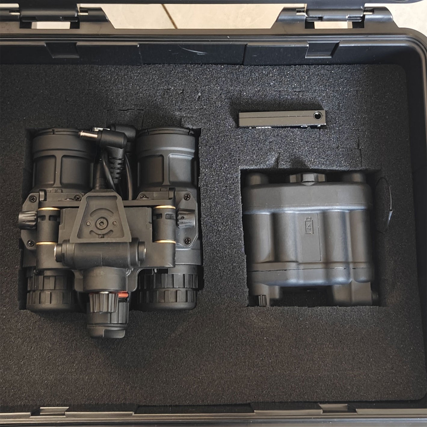 PVS31 Digital Night Vision AEGIS-31 Gen 4 0.5Pro Binocular Night Vision Goggles + Video Recorder