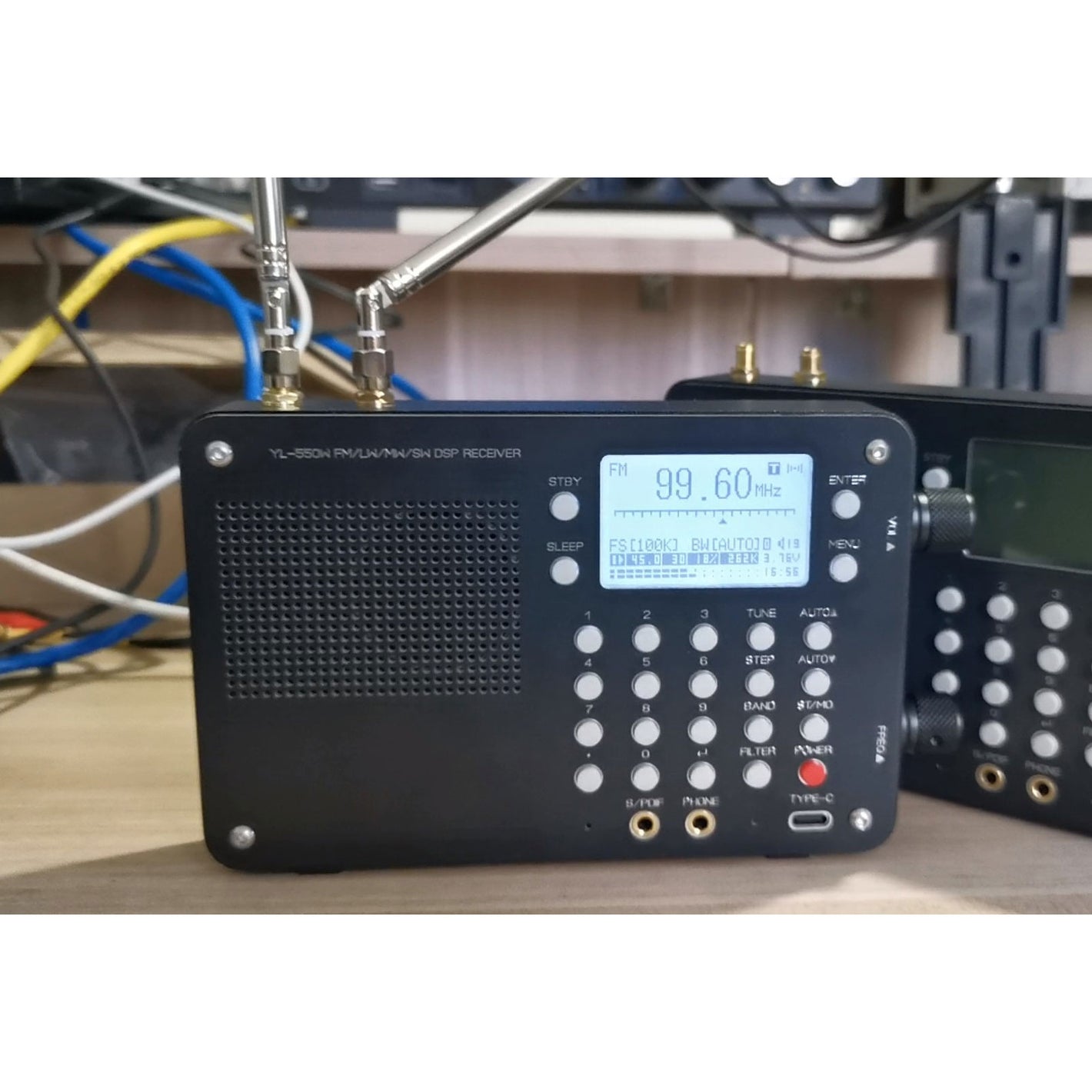 HamGeek YL-550W Portable Full Band Digital DSP Receiver SAF7758HV Chip LW MW SW FM Support for SPDIF Output
