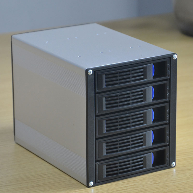 SS3-5 Hard Drive Docking Station 5-Seat Hard Drive Bracket Support 5PCS 3.5/2.5” SATA/SAS Hot Swappable Hard Drives