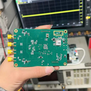 HamGeek 70MHz–6GHz B210 SDR Software Defined Radio with High Bandwidth and Compatible with UHD, AD9361 PlutoSDR
