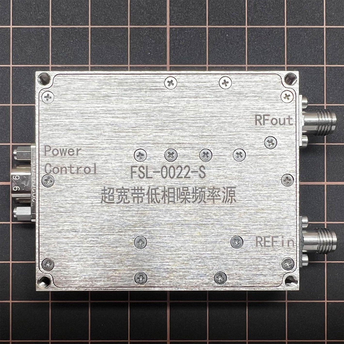 FSL-0022-S Frequency Source Module 50MHz-22GHz Ultra Wide Band Low Phase Noise Signal Source