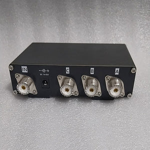 ZDKG 3MHz-30MHz 100W 1-to-3 Shortwave Antenna Automatic Switch with M-type Connector (Domestic Microcontroller)