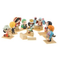 9pcs One Piece Mini Action Figure Set
