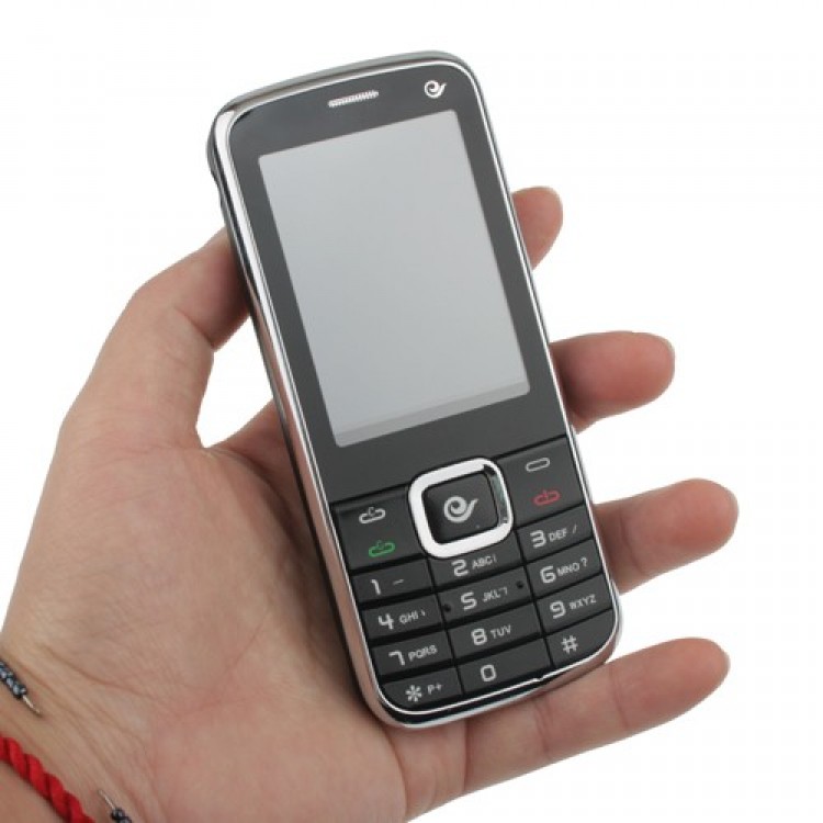 C7 Phone Dual Card GSM/CDMA Camera Bluetooth FM 2.2 Inch Touch Screen