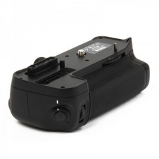 BP-D11 External Battery Grip for Nikon D7000