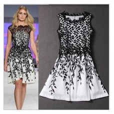 Women Elegant Round Neck Sleeveless Hollow Floral Lace summer Short Dress