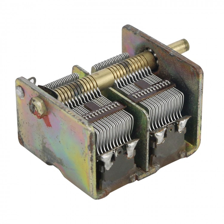 Fudan Renmin CB2365 DualSection Variable Capacitor SecondHand