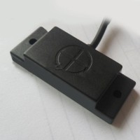 PF-R20N-A1 Original Capacitive Square Proximity Switch for the Induction Detection of Non-metallic Objects
