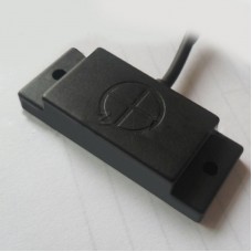 PF-R20NA-A1 Original Capacitive Square Proximity Switch for the Induction Detection of Non-metallic Objects