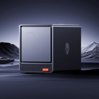 WTR PRO AMD-5825U Metal Mini PC 4xSATA Slot Dual 2.5G High Speed Transmission (16GB DDR4 + 512GB SSD)